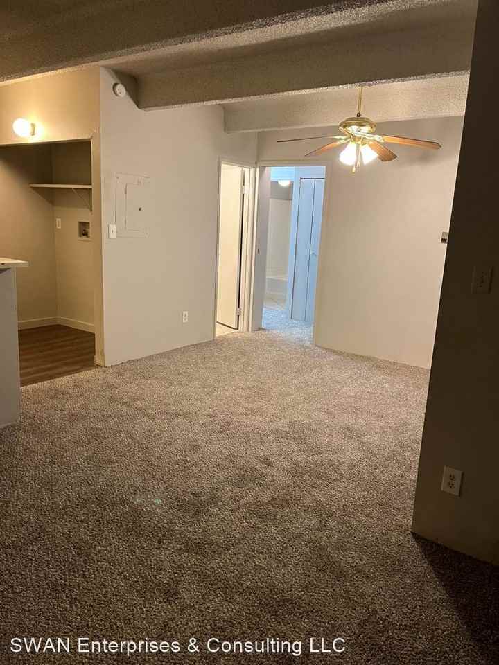 1011 S Ironton St #108