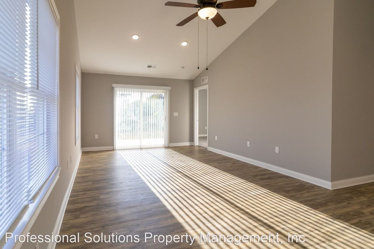 272/274 Prescott Lane - Photo 3 of 12