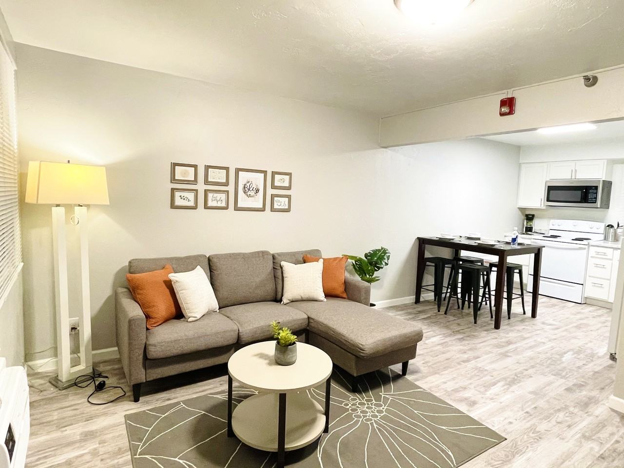 2602 N Bennett St #2 - Photo 3 of 8