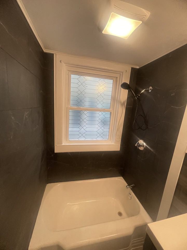 165 Camp St #1stFL - Photo 7 of 24