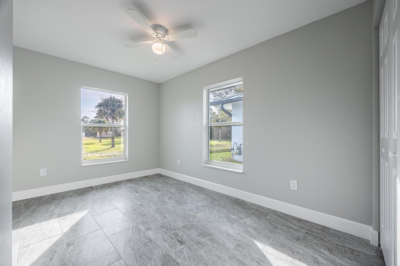 184 Broward Ave #184UNIT1 - Photo 6 of 34