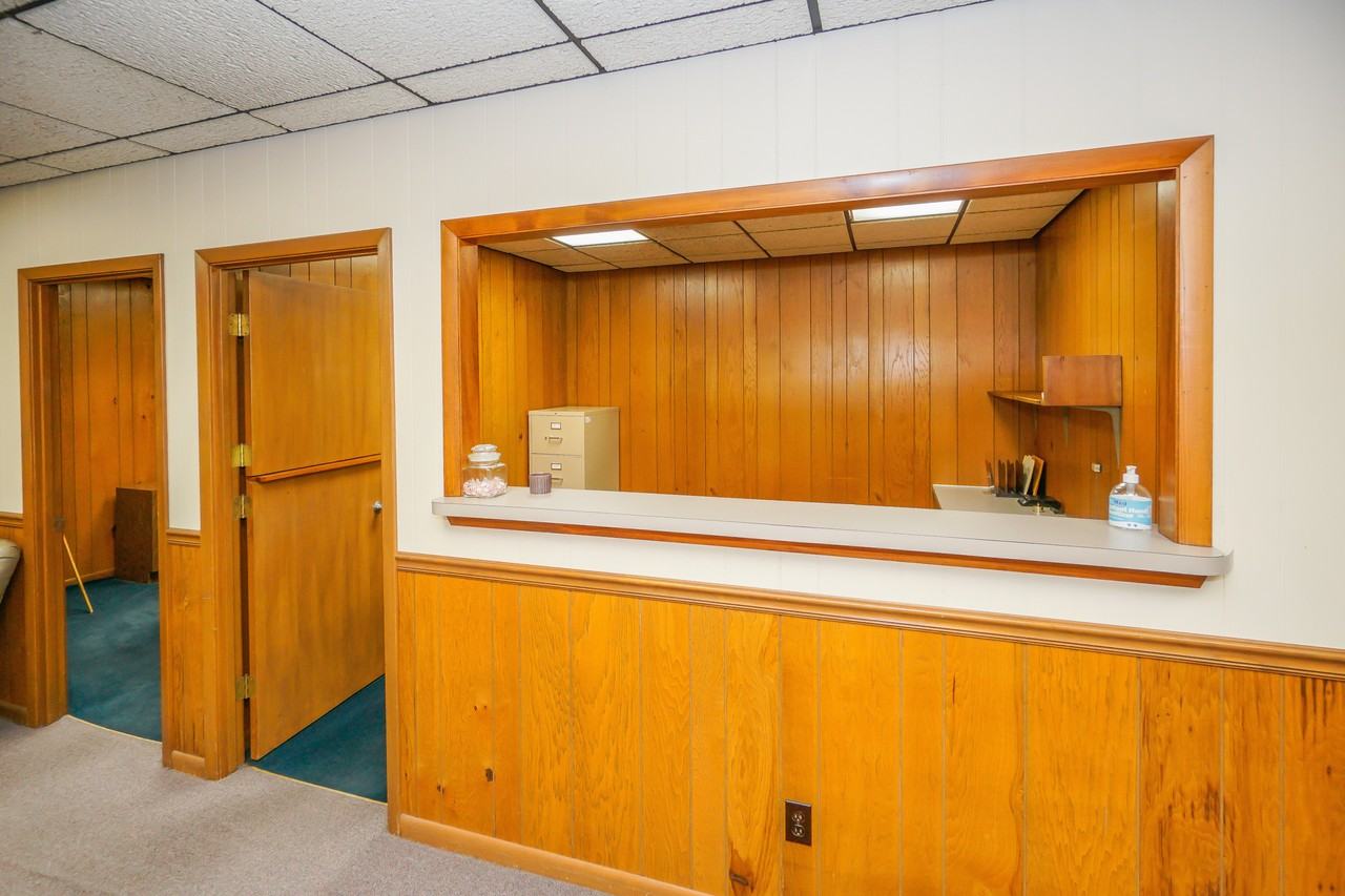 125 N 4th St - Photo 3 of 15