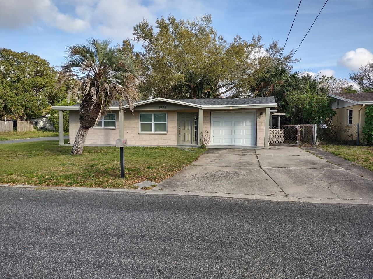 9138 Pegasus Ave - Photo 2 of 13