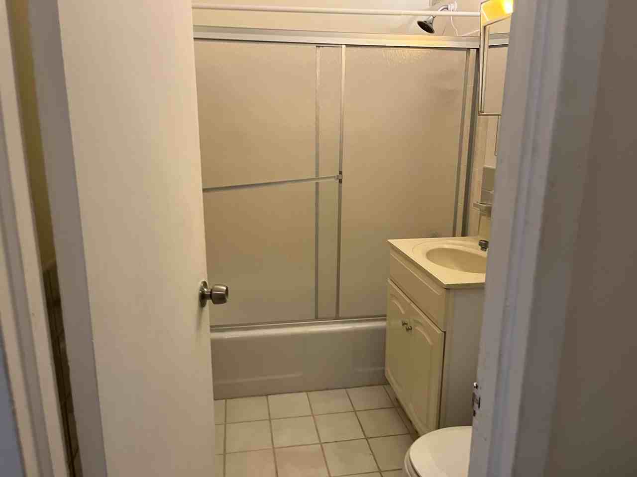 1121 Arlington Blvd #625 - Photo 7 of 11