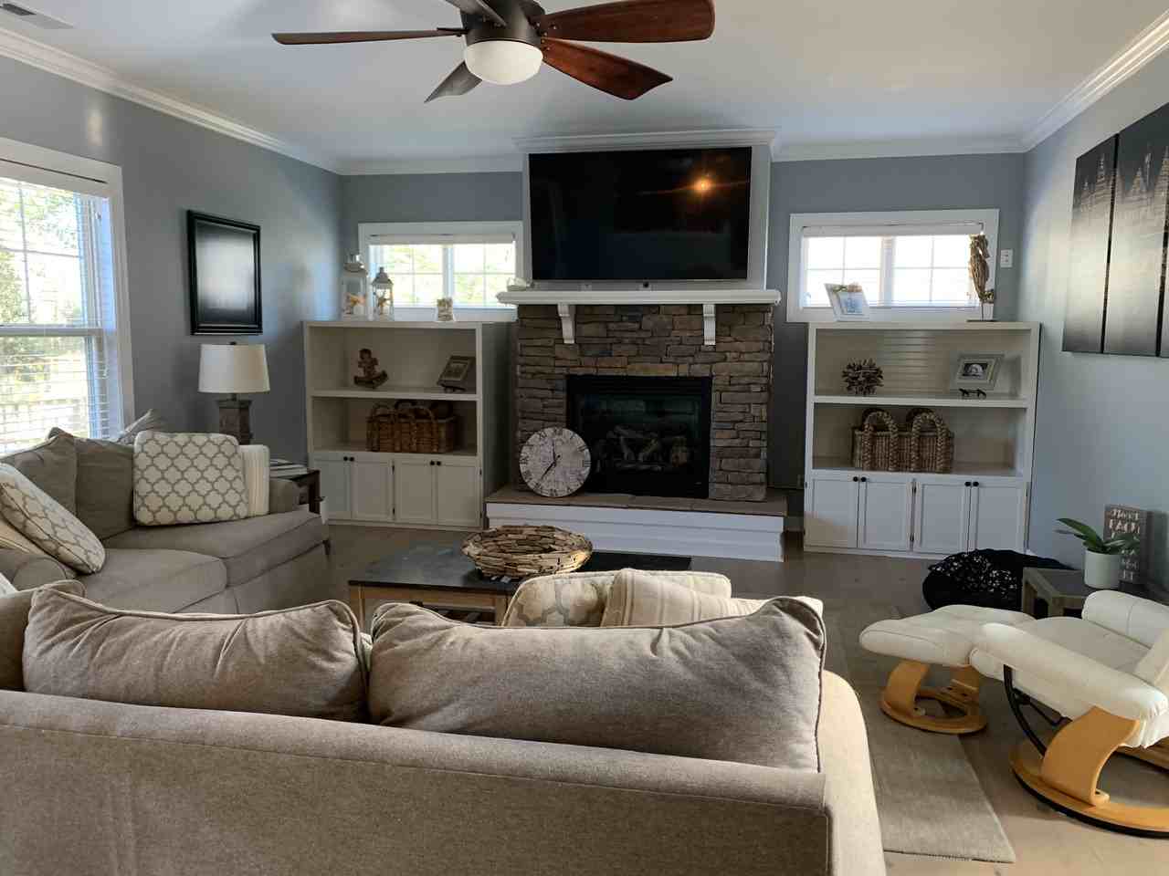 124 Little Bay Dr - Photo 2 of 28
