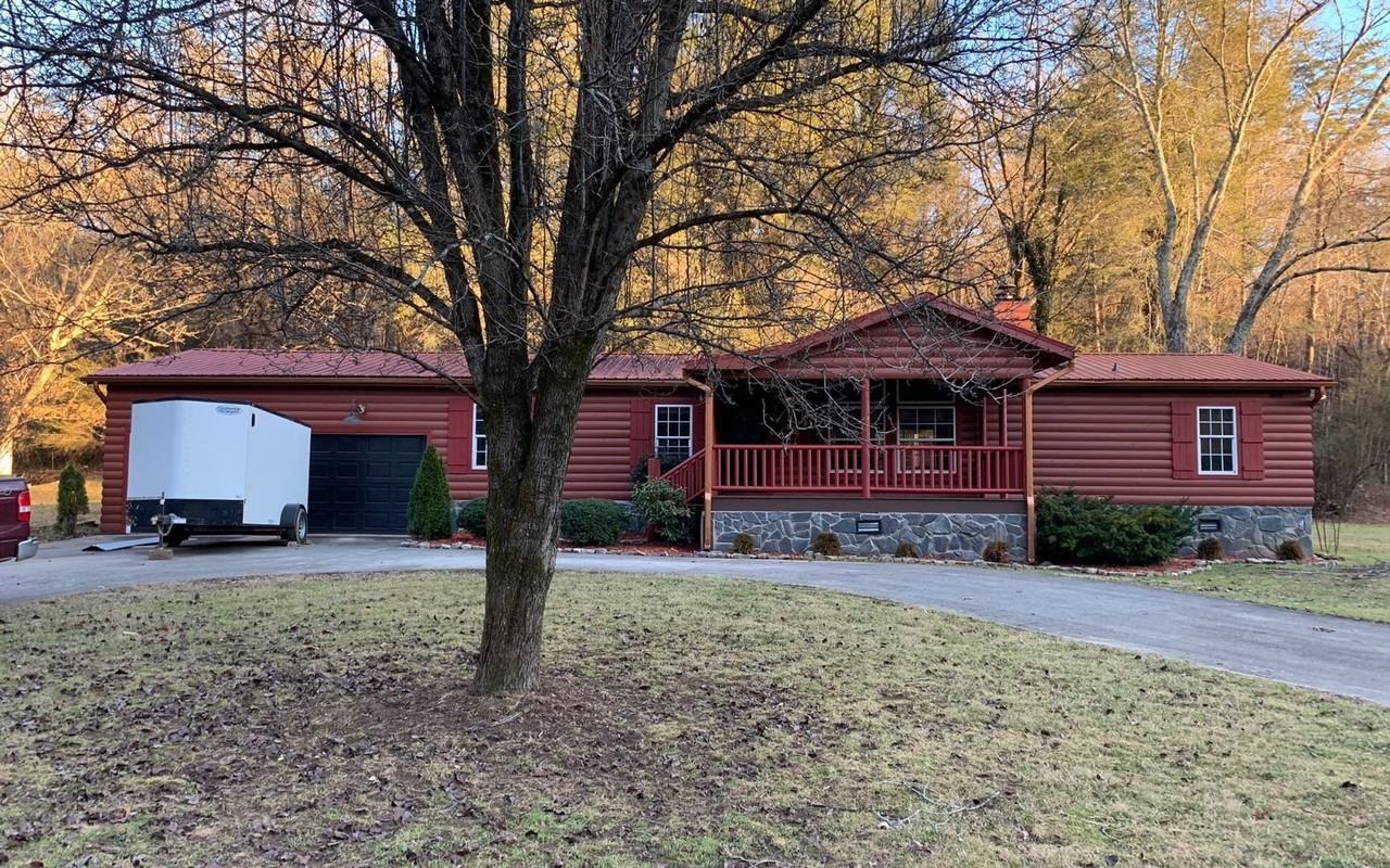 765 765 RIVER ROAD, McCaysville, GA 30555 3 Bedroom Apartment for