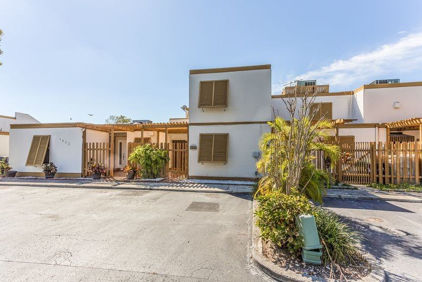 1314 Sw 131st Place Cir E - Photo 3 of 21