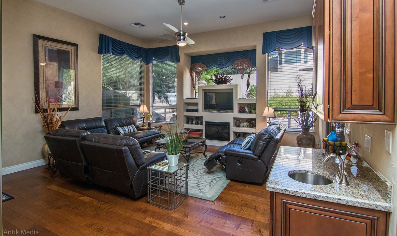 12744 E Jenan Dr #1 - Photo 3 of 24