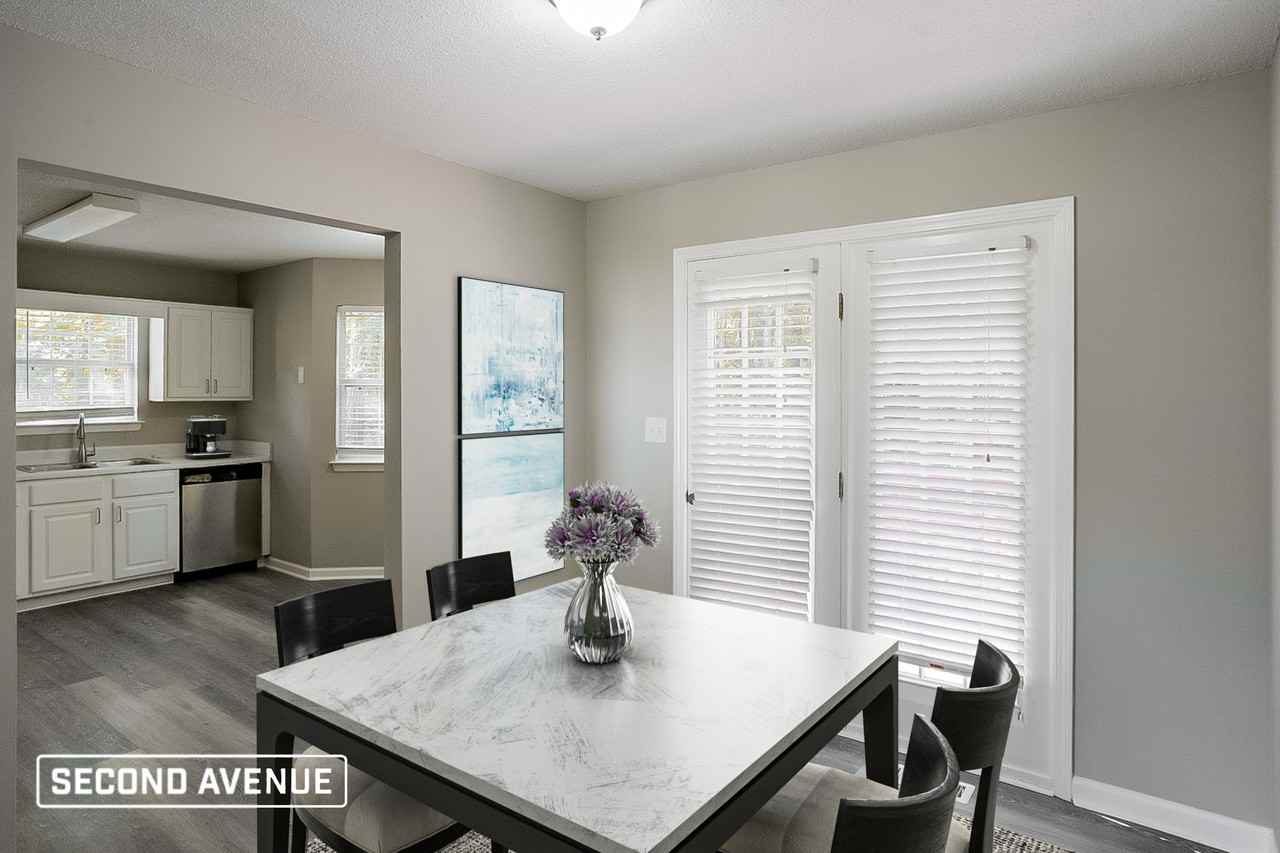 6410 Hillview Ln - Photo 6 of 26