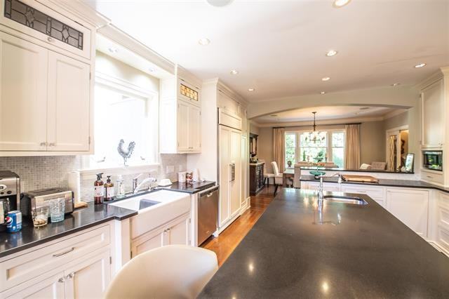 5761 Marguerite Street - Photo 3 of 18