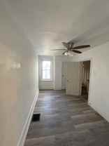 412 N Holly St #1 - Photo 1 of 1