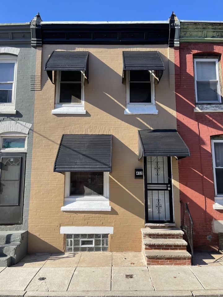 412 N Holly St #1 - Photo 3 of 14