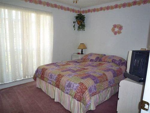 215 Battlegrove Dr - Photo 3 of 5