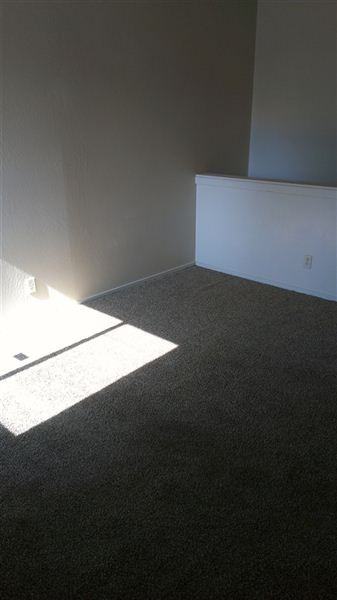 San Joaquin Apts - Photo 3 of 5