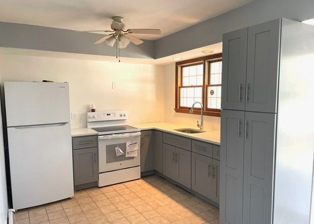 74 Westcliff Dr - Photo 2 of 11