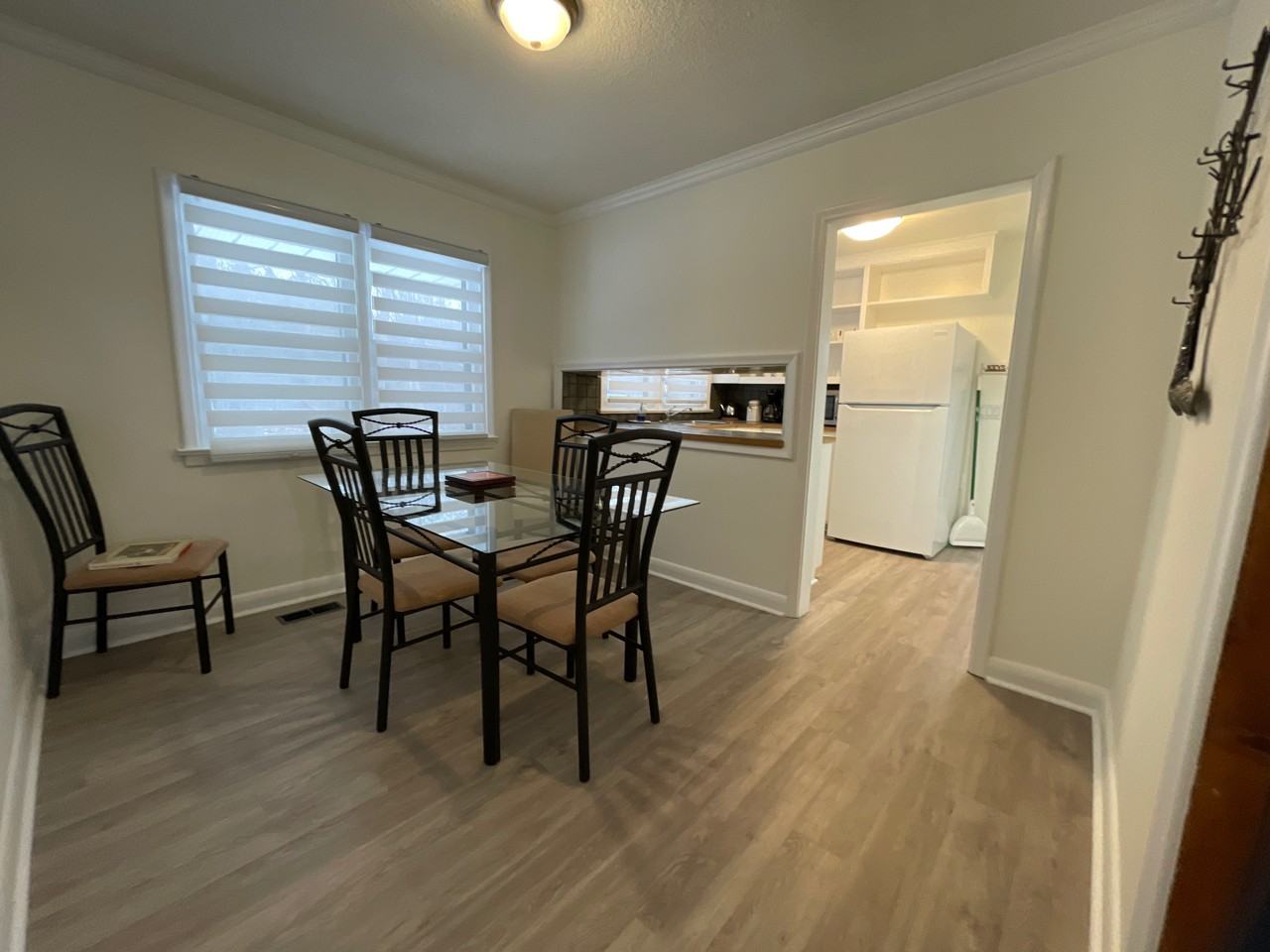 308287 Hockley Rd - Photo 2 of 12