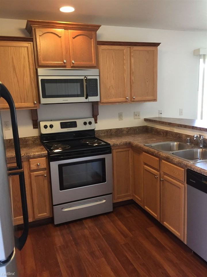 1134 Ridge Creek Cir - Photo 3 of 14