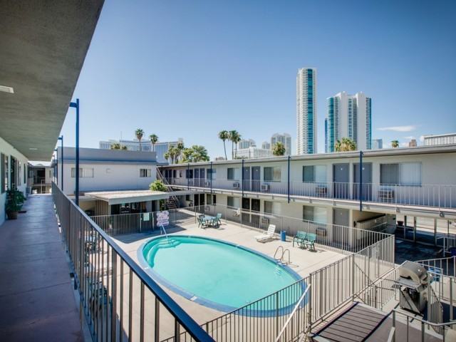 International Apartments - Photo 5 of 21