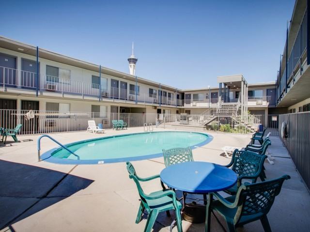 International Apartments - Photo 6 of 21