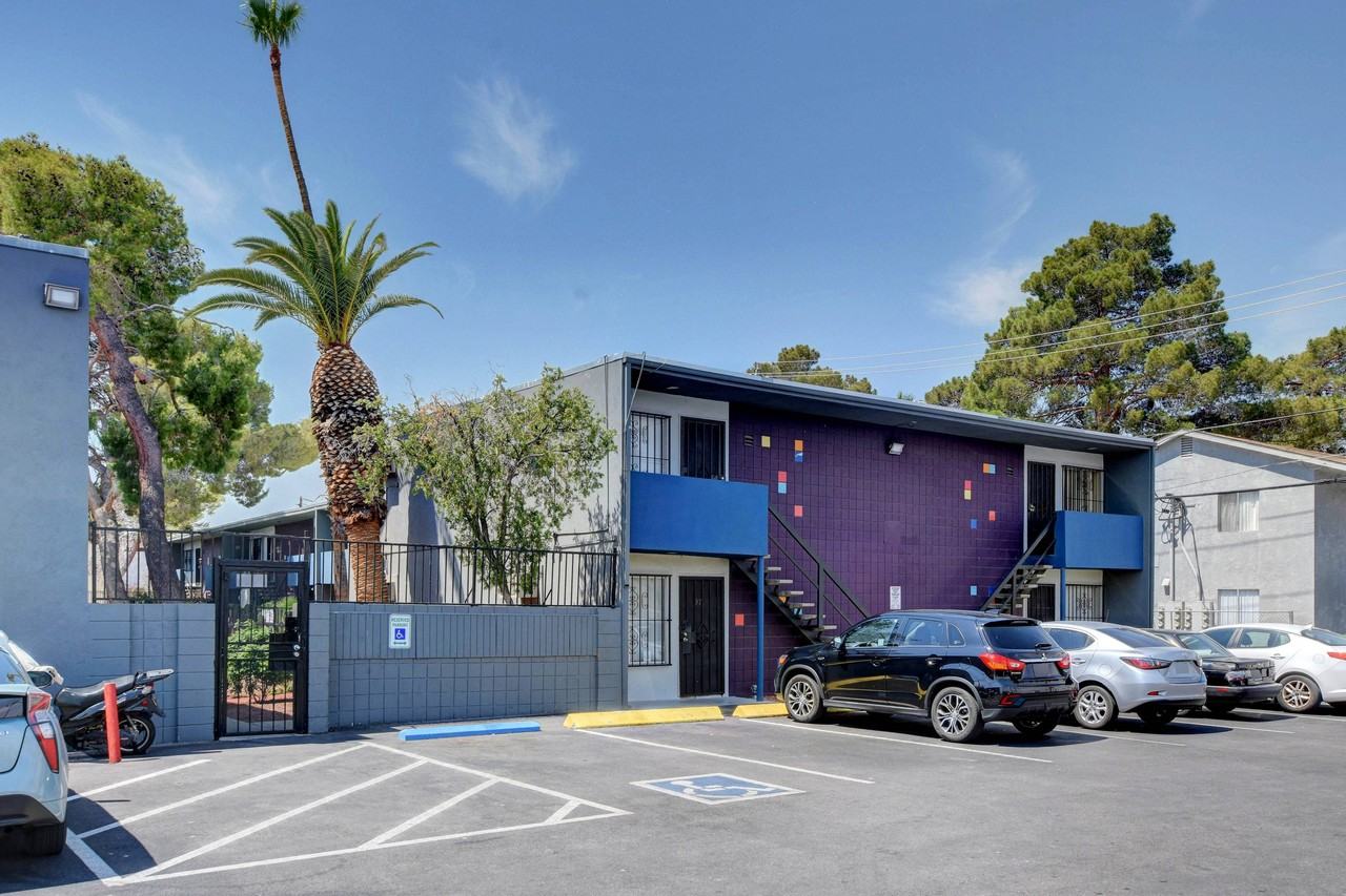 KNC Square - Photo 2 of 34