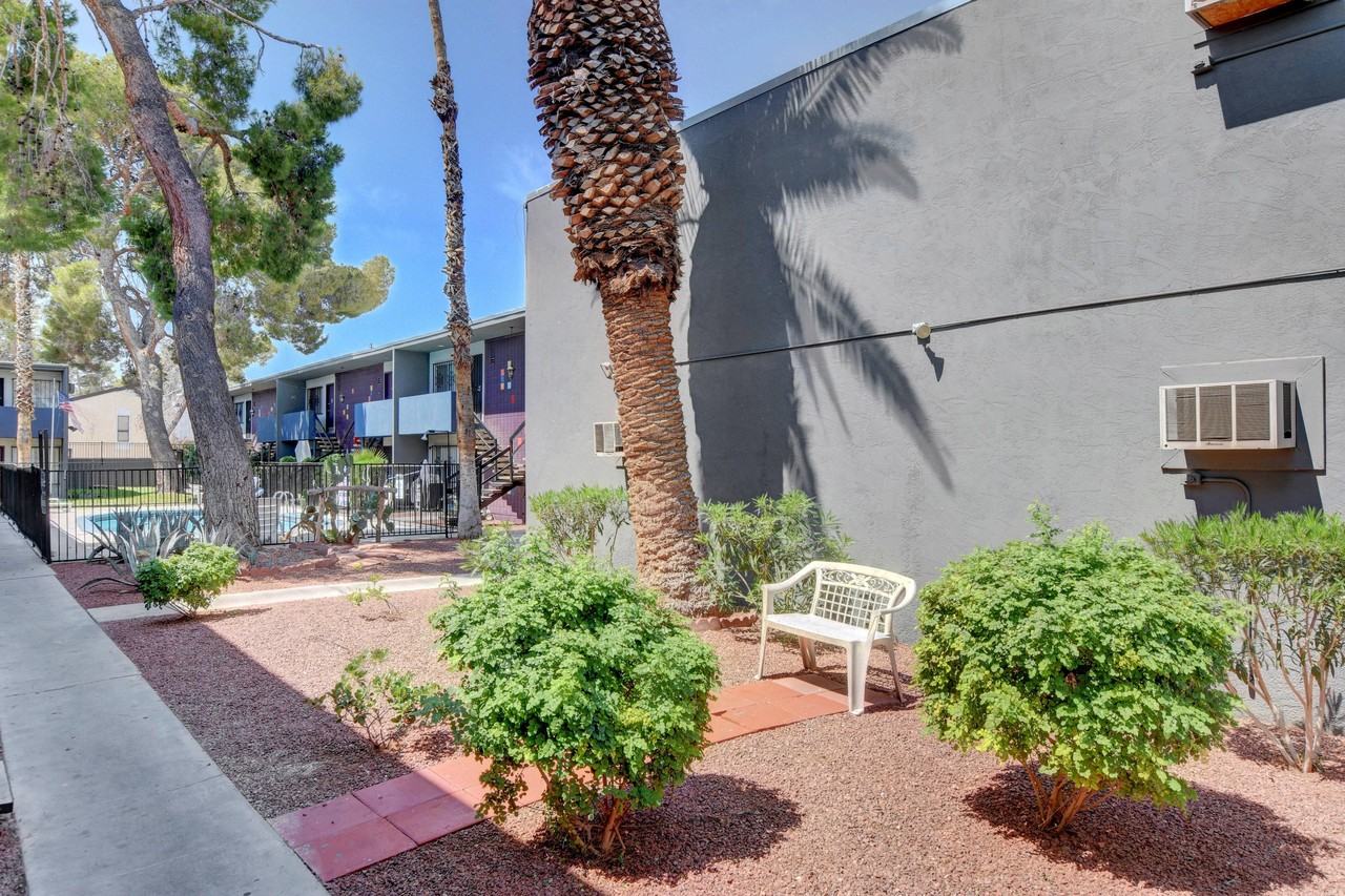 KNC Square - Photo 5 of 34