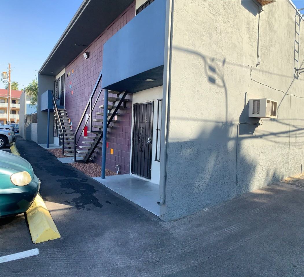 KNC Square - Photo 7 of 34