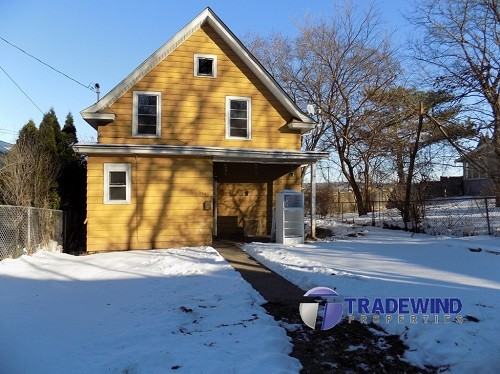 582 Concord Street - Photo 2 of 12