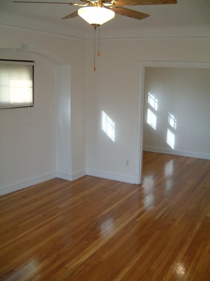 Edanola Apartments - Photo 6 of 21