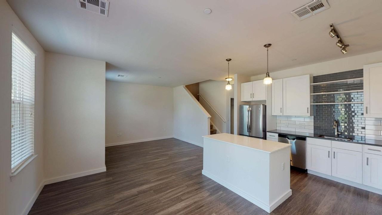 Modera Natick Center - Photo 6 of 36