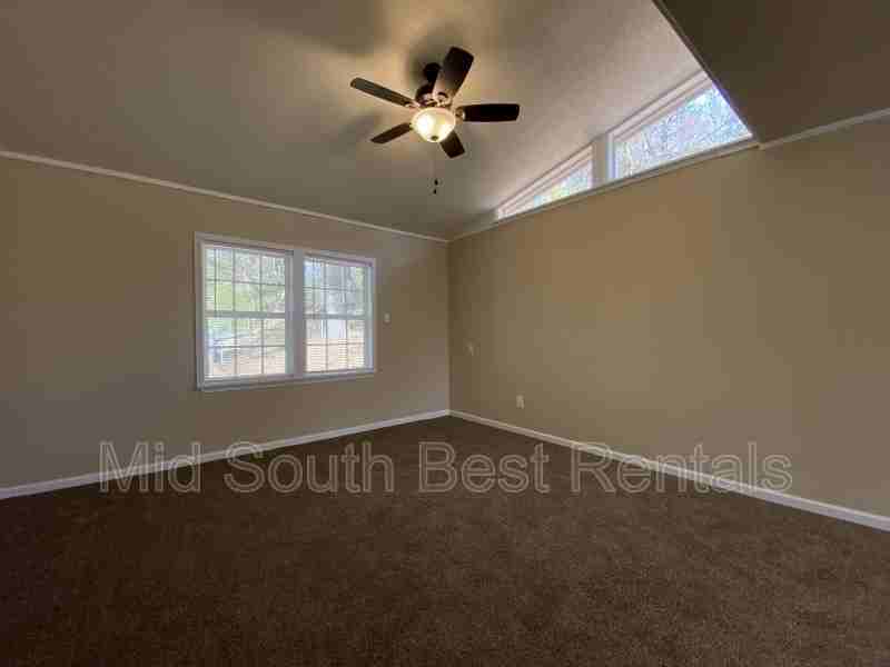 8520 N Rodney Parham Rd - Photo 2 of 8