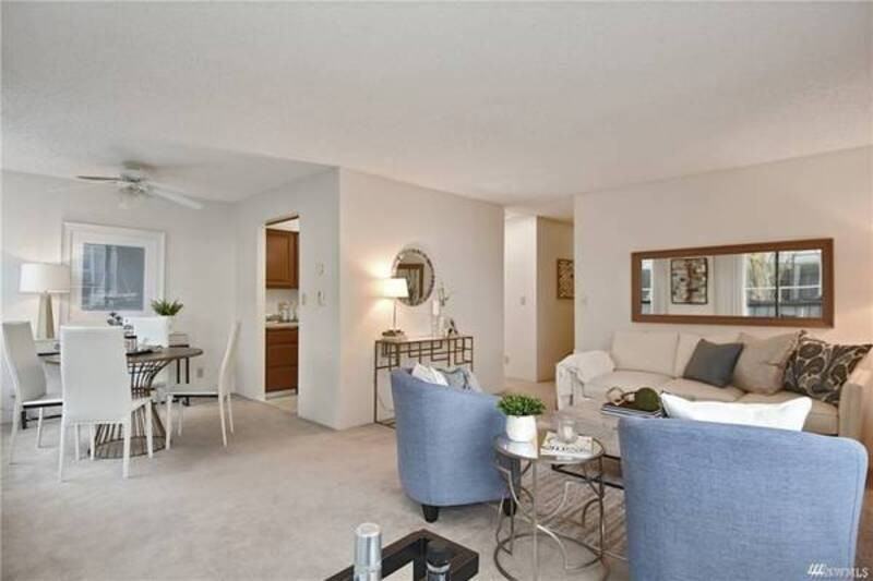 2201 3rd Ave #804 - Photo 5 of 22