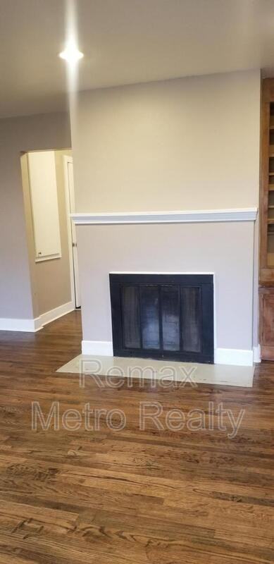 533 11th Ave E #1 - Photo 2 of 14