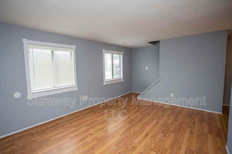 22 Hamal Ct - Photo 3 of 41