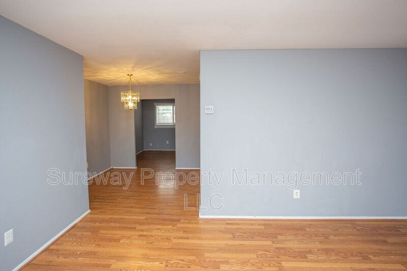 22 Hamal Ct - Photo 5 of 41