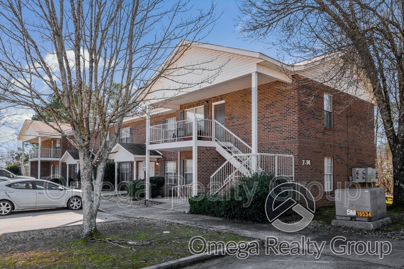 40 Ratliff St #10 - Photo 2 of 31