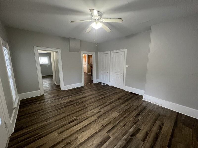 118 N Hudson St #2 - Photo 2 of 11