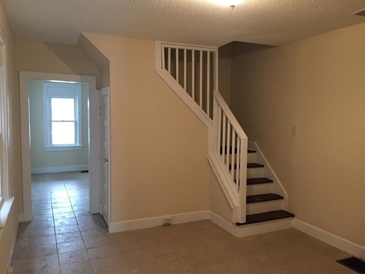 Maryland Ave #949 - Photo 2 of 6