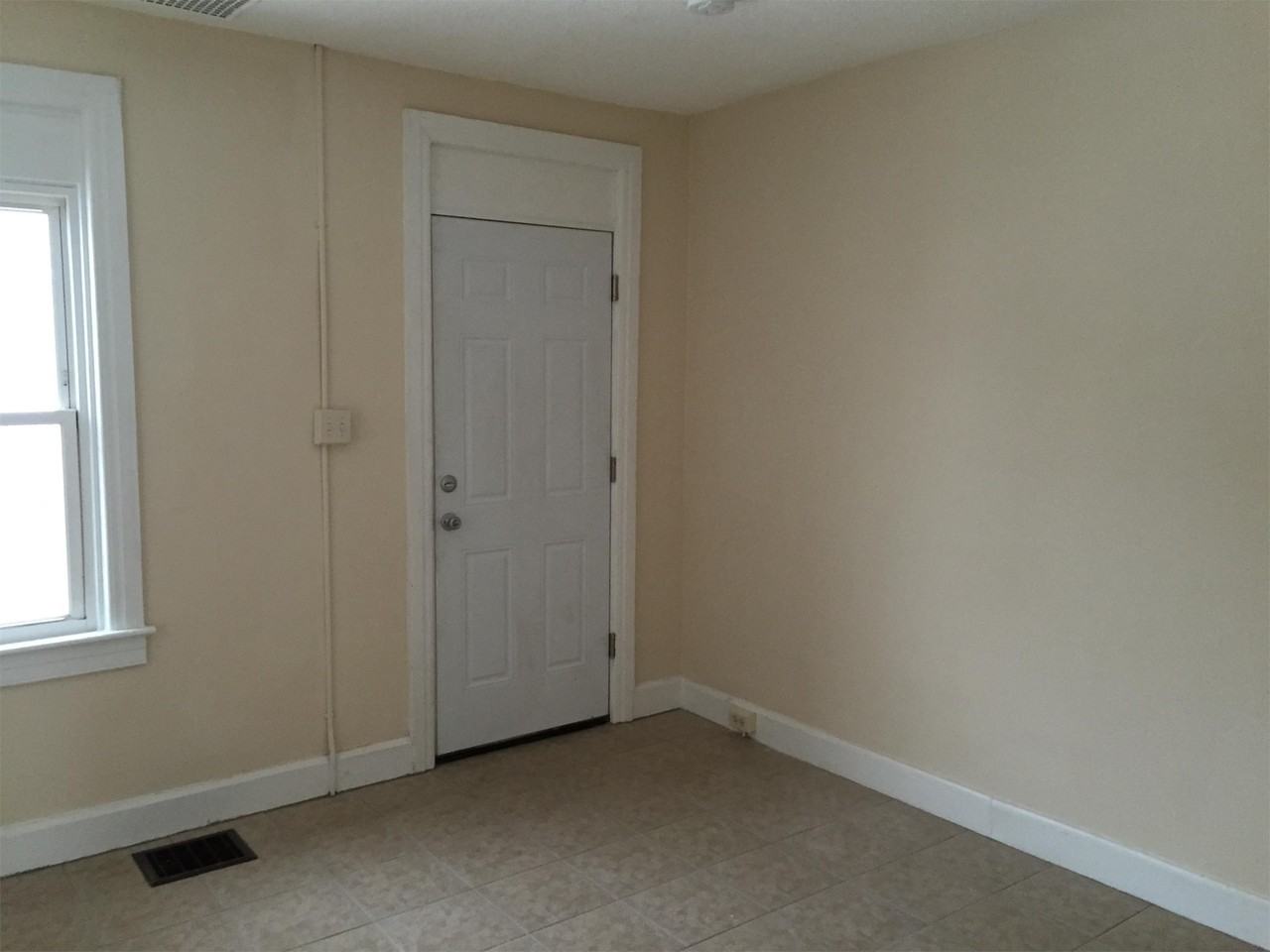 Maryland Ave #949 - Photo 3 of 6