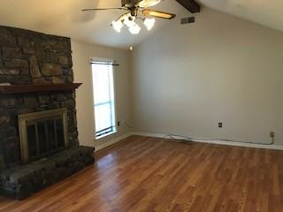 3219 Elmore Park Rd #1 - Photo 4 of 20
