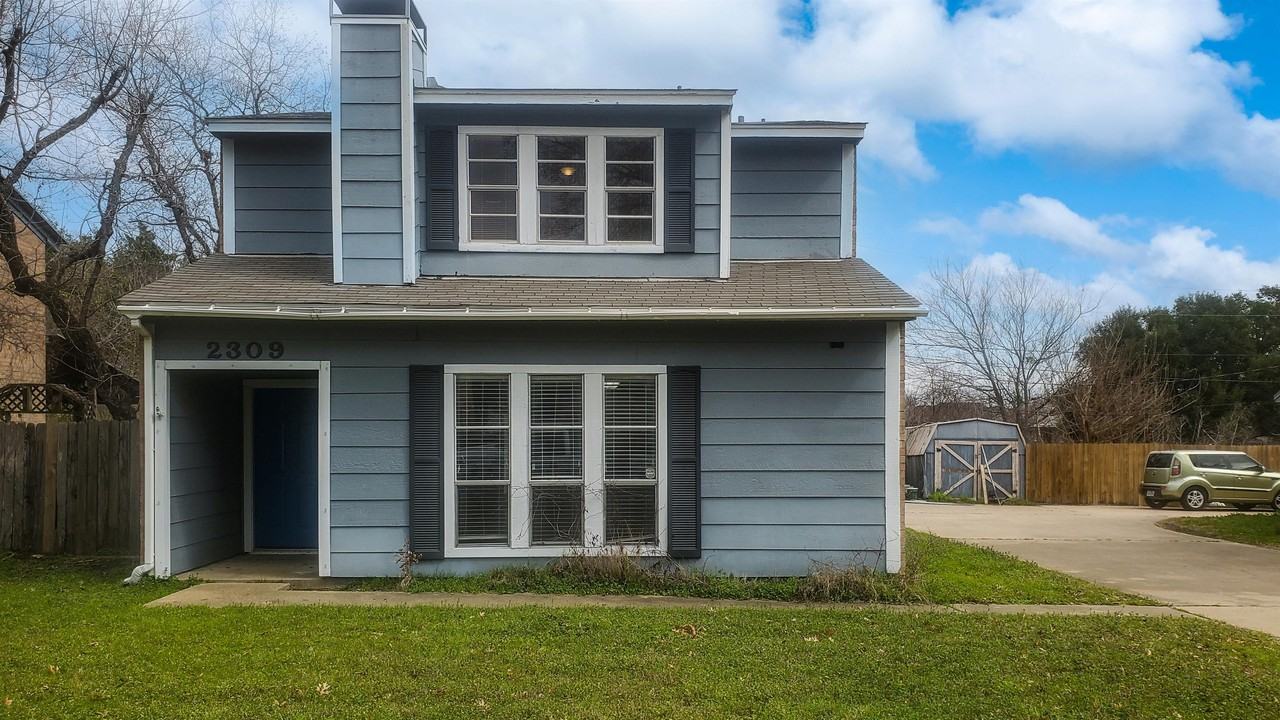 2309 Auburn Ct #2309 - Photo 2 of 14