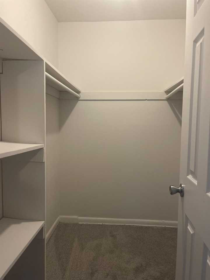 8424 Sky View DriveUnit 102 #8424-102 - Photo 6 of 13