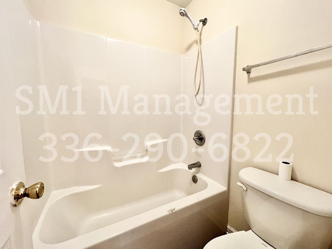 121 Thomas St #1 - Photo 2 of 12