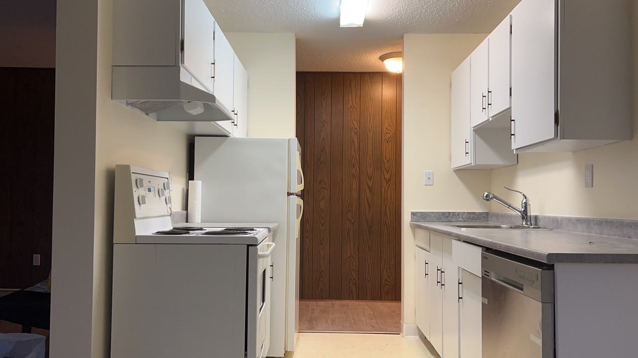 2209 Atkins Avenue ##5 - Photo 5 of 10