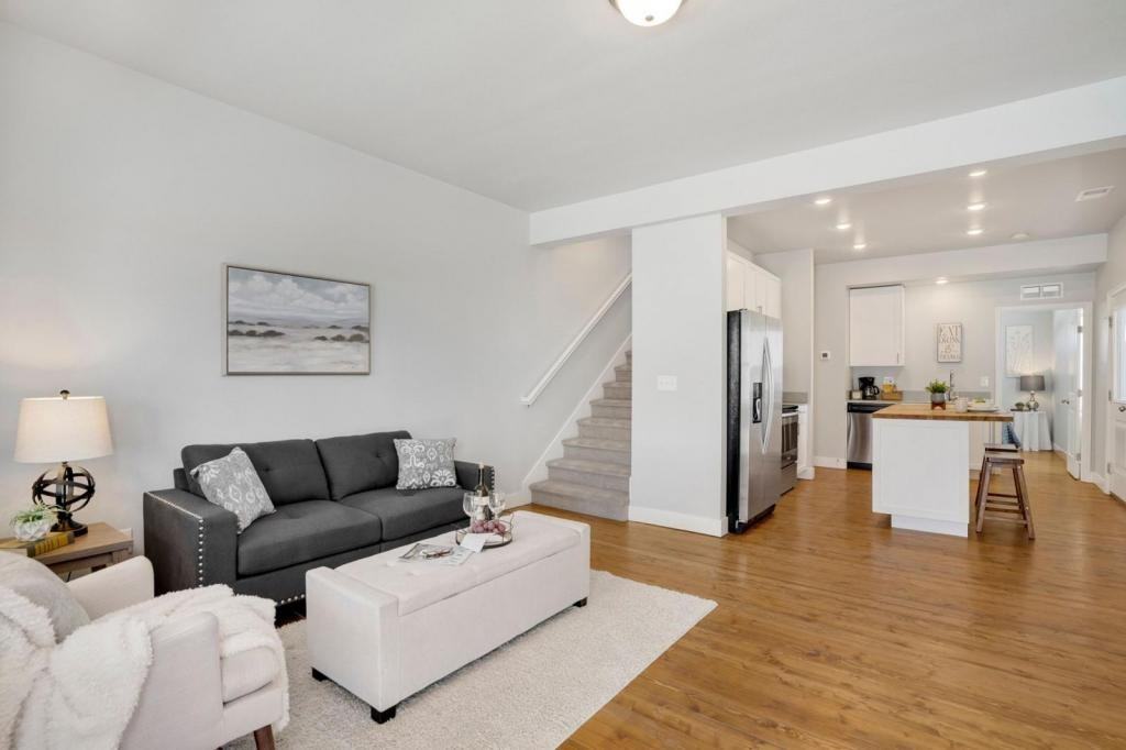 4070 Sveta Ln - Photo 2 of 22