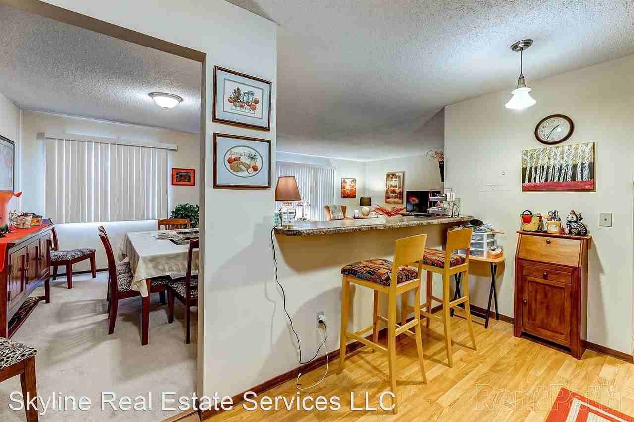 Westlake Estate Apartments - Photo 2 of 20