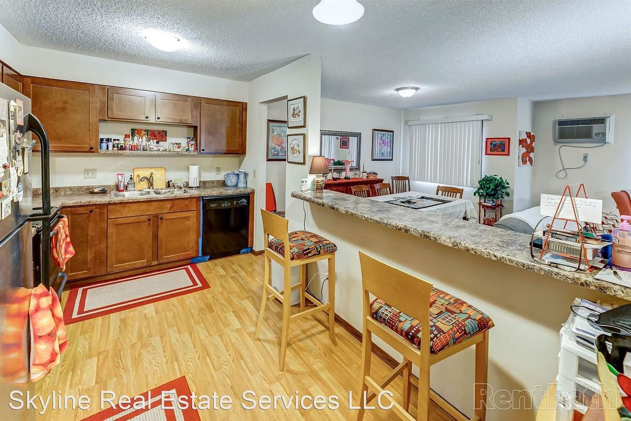 Westlake Estate Apartments - Photo 3 of 20