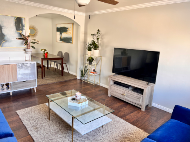 2233 Wn St #A - Photo 2 of 13