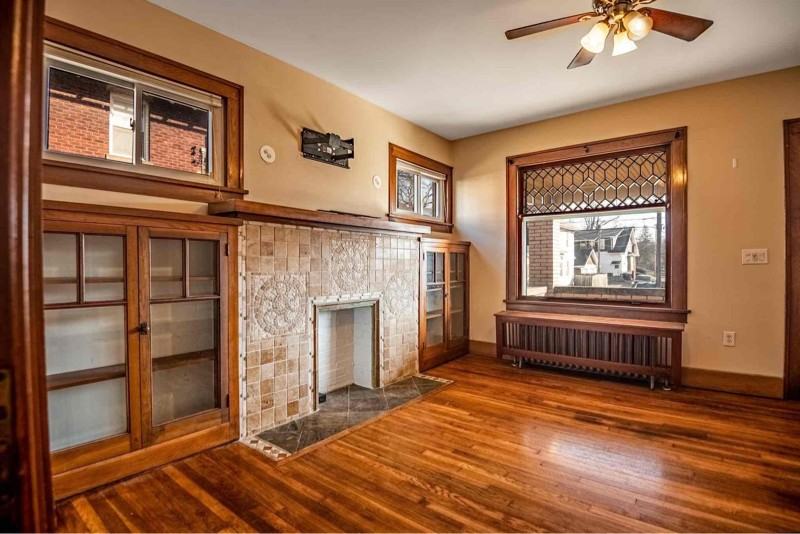 98 Woodrow Ct - Photo 3 of 12