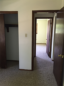 205 Hill Dr - Photo 2 of 9