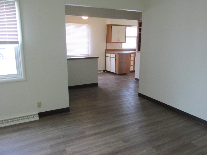 4213 Clark Ave - Photo 2 of 17